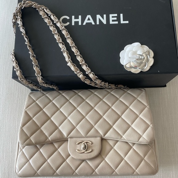 Chanel Jumbo Single Flap Beige SHW
